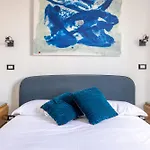 Apartament Spacious With Terrace 3 Bedroom, Metroa Battistini Rzym