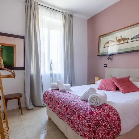 Spacious With Terrace 3 Bedroom, Metroa Battistini Daire *