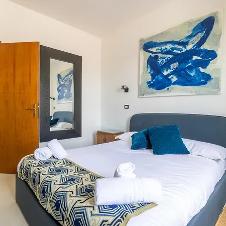 Spacious With Terrace 3 Bedroom, Metroa Battistini Rome